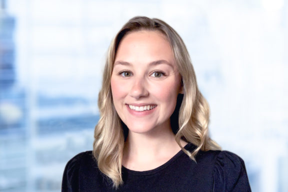Katie Smith headshot