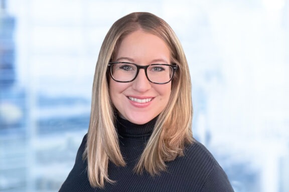 Catherine Ryan headshot