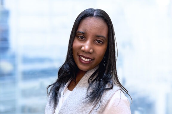 Chloe Johnson headshot