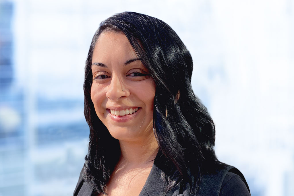 Avani Nadkarni Headshot