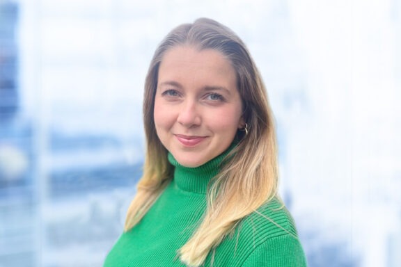 Isabel Phillips Headshot