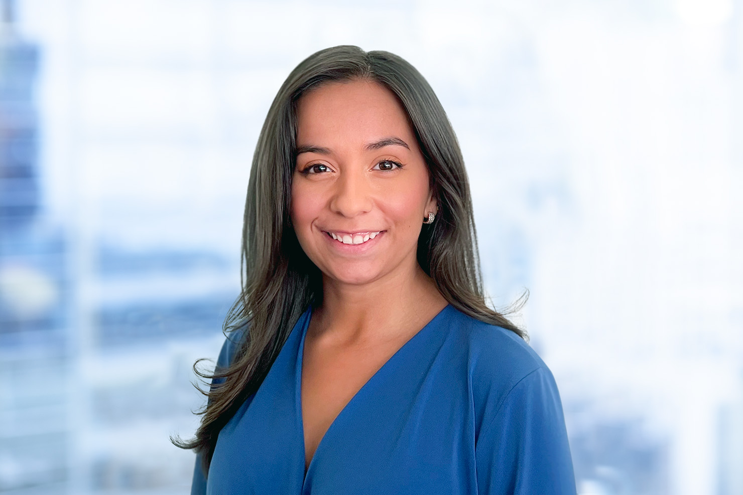 Maritza Navar-Lopez Headshot