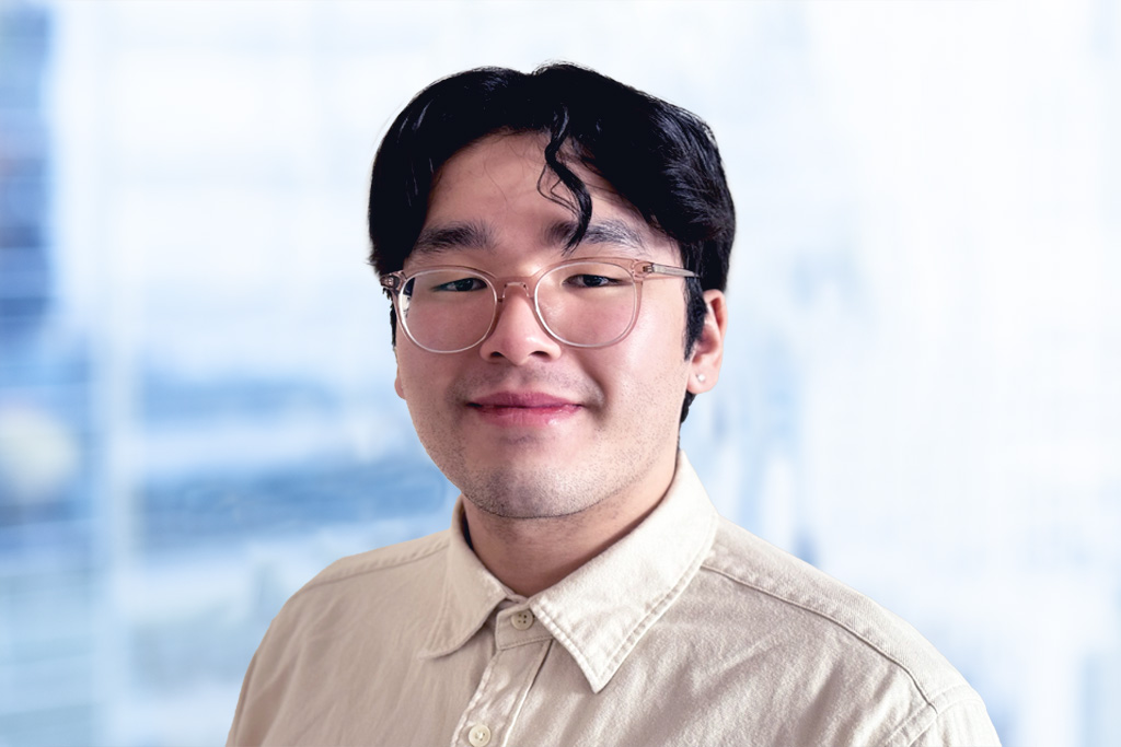 Aaron Chau headshot